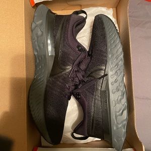 Brand new Nike React Mens Sz 8 / Womens Sz 9.5
